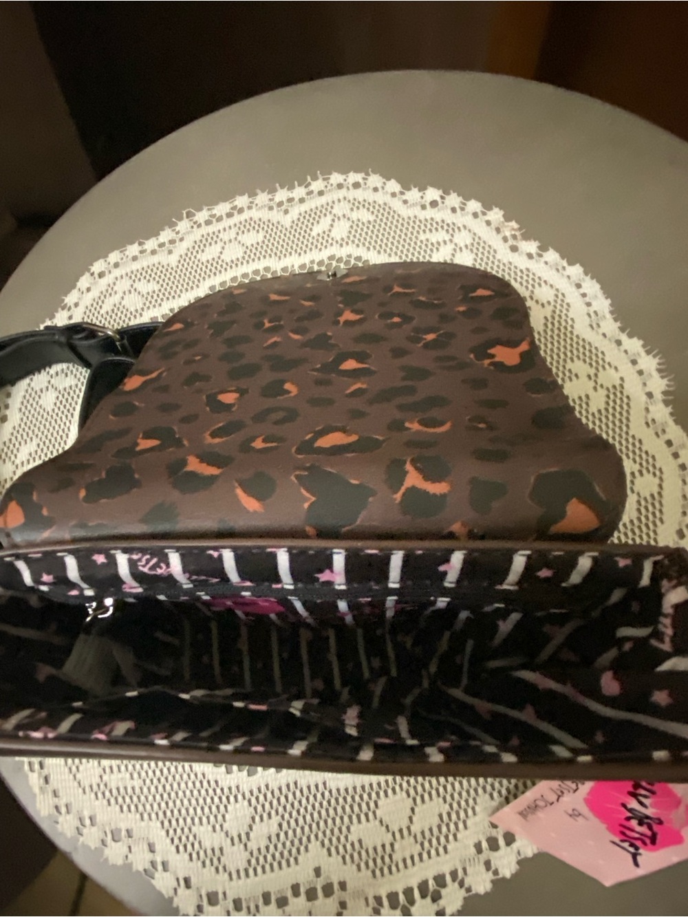 Betsy Johnson Brown Leopard Heart Crossbody Bag - Picture 3 of 5